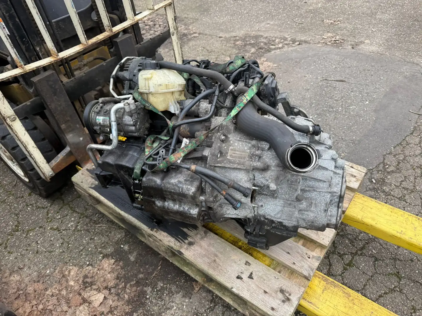 MINI One D Countryman 1.6 Pepper. Export / Handelaar motor defect. Negro - 2