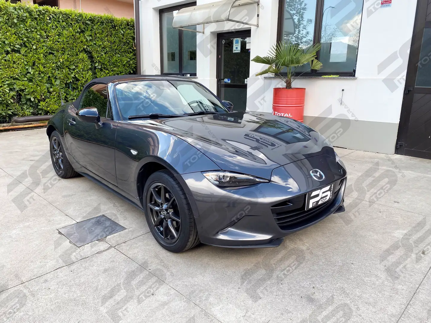 Mazda MX-5 1.5 Exceed 131cv - Unipro - Soft Top - Unipro Grigio - 2