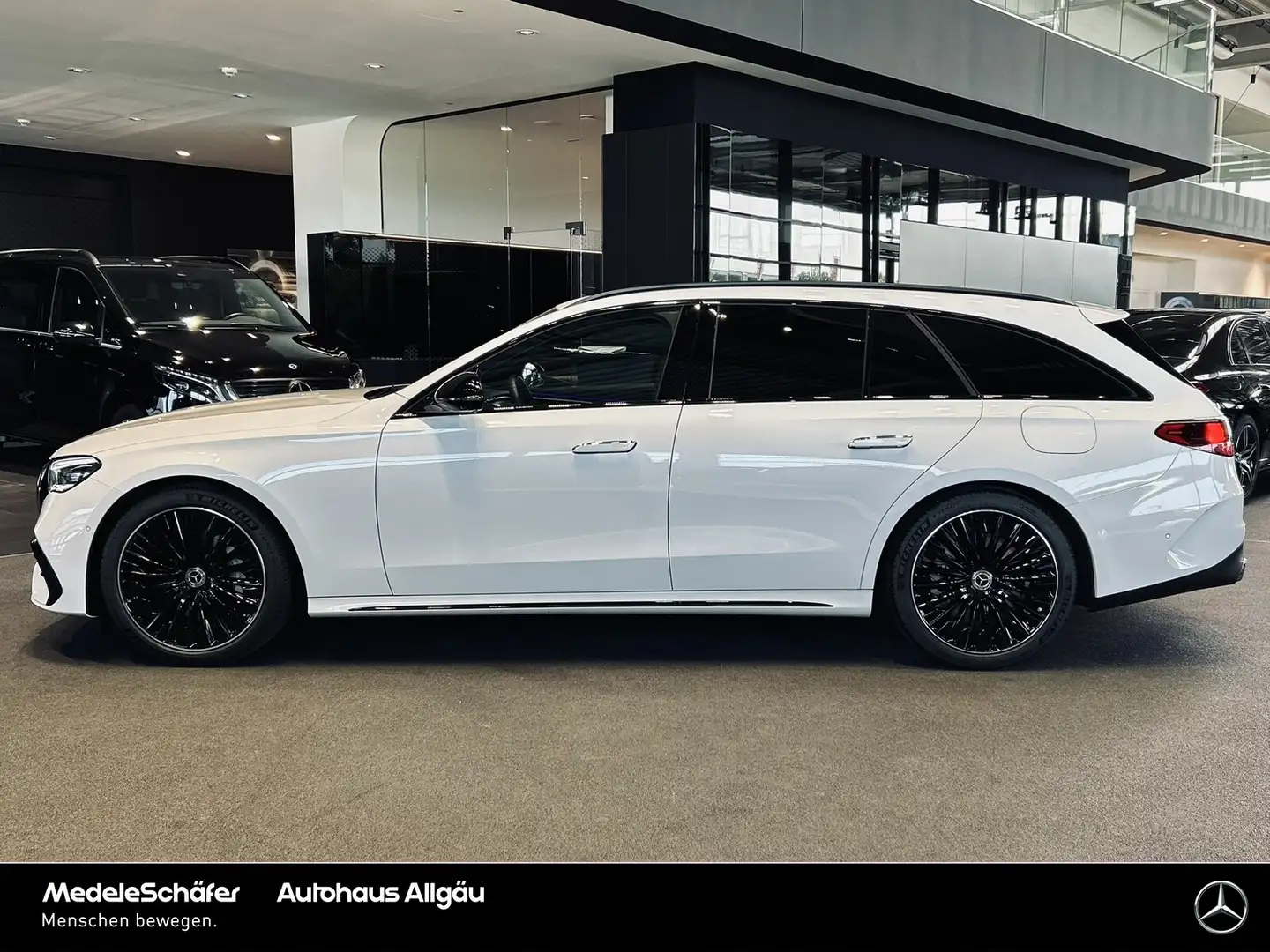 Mercedes-Benz E 300 E 300 T e AMG Night 20" AHK D-Light 360° Distronic Wit - 2