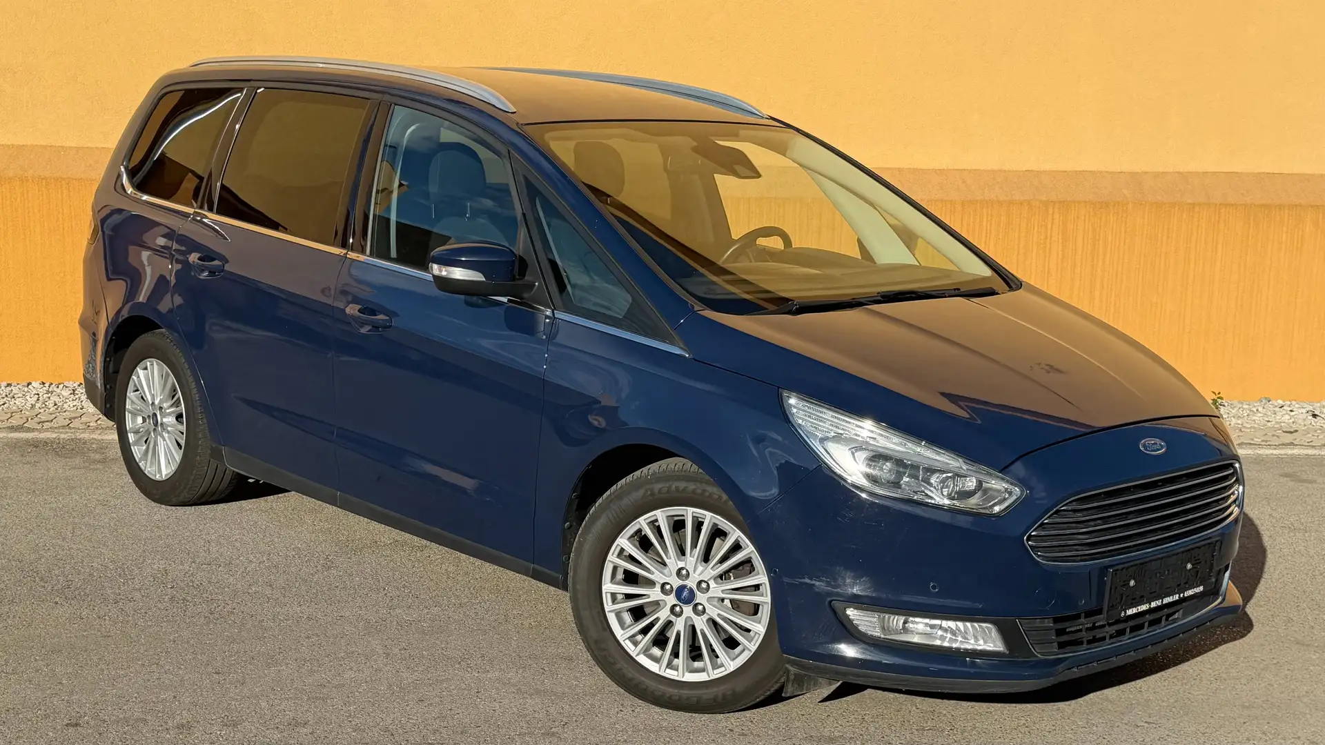 Ford Galaxy Titanium Blau - 1