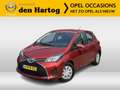Toyota Yaris 1.0 VVT-i Aspiration Tel/Camera/Cruis control. Rood - thumbnail 1