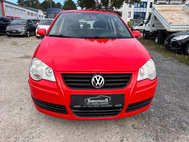Volkswagen Polo view 2