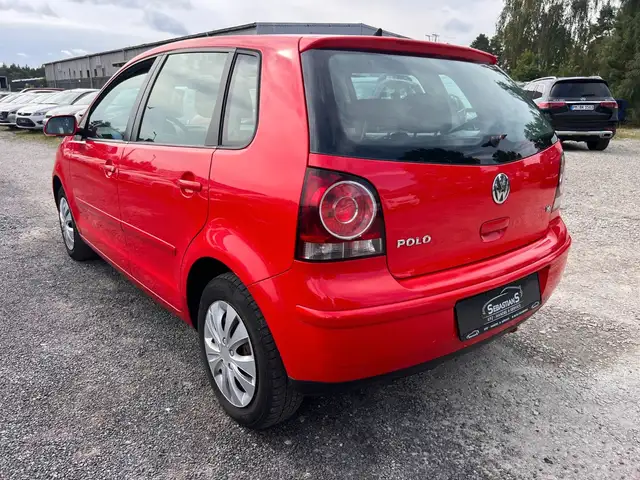 Volkswagen Polo view 6
