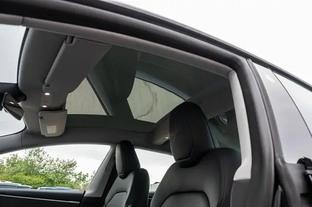 Tesla Model 3 view 10