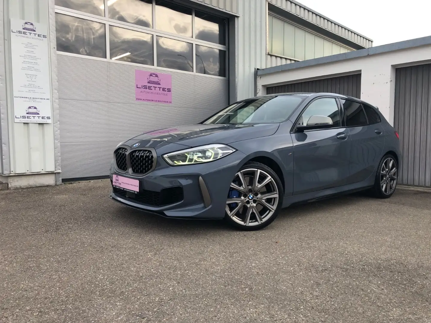 BMW 135 i xDrive Sport-Aut*Head-Up*LED*DAB*19"3,99% Grau - 2