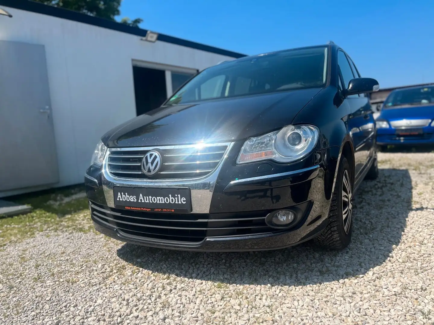 Volkswagen Touran Highline 2.0D, 7-Sitzer, AHK, Tüv Schwarz - 1