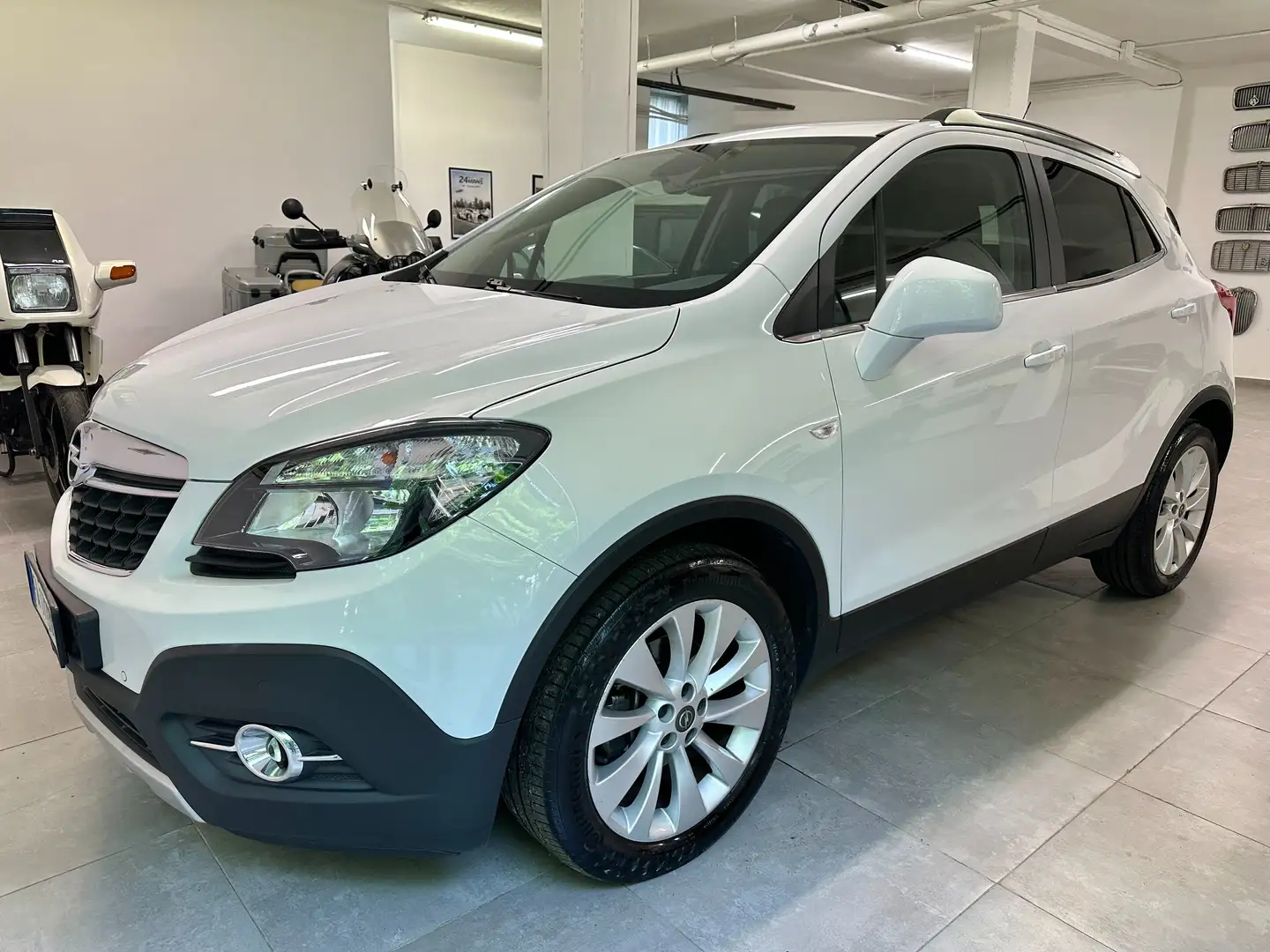 Opel Mokka BOOK SERVICE * NEOP * COSMO * CERCHI 18” Blanc - 1