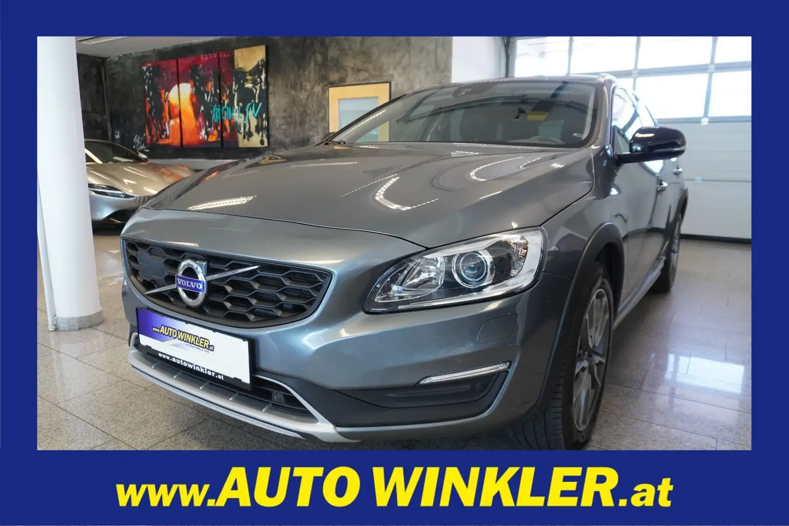 Volvo V60 Cross Country D3 Kinetic Navi/Xenon/PDC Srebrny - 1