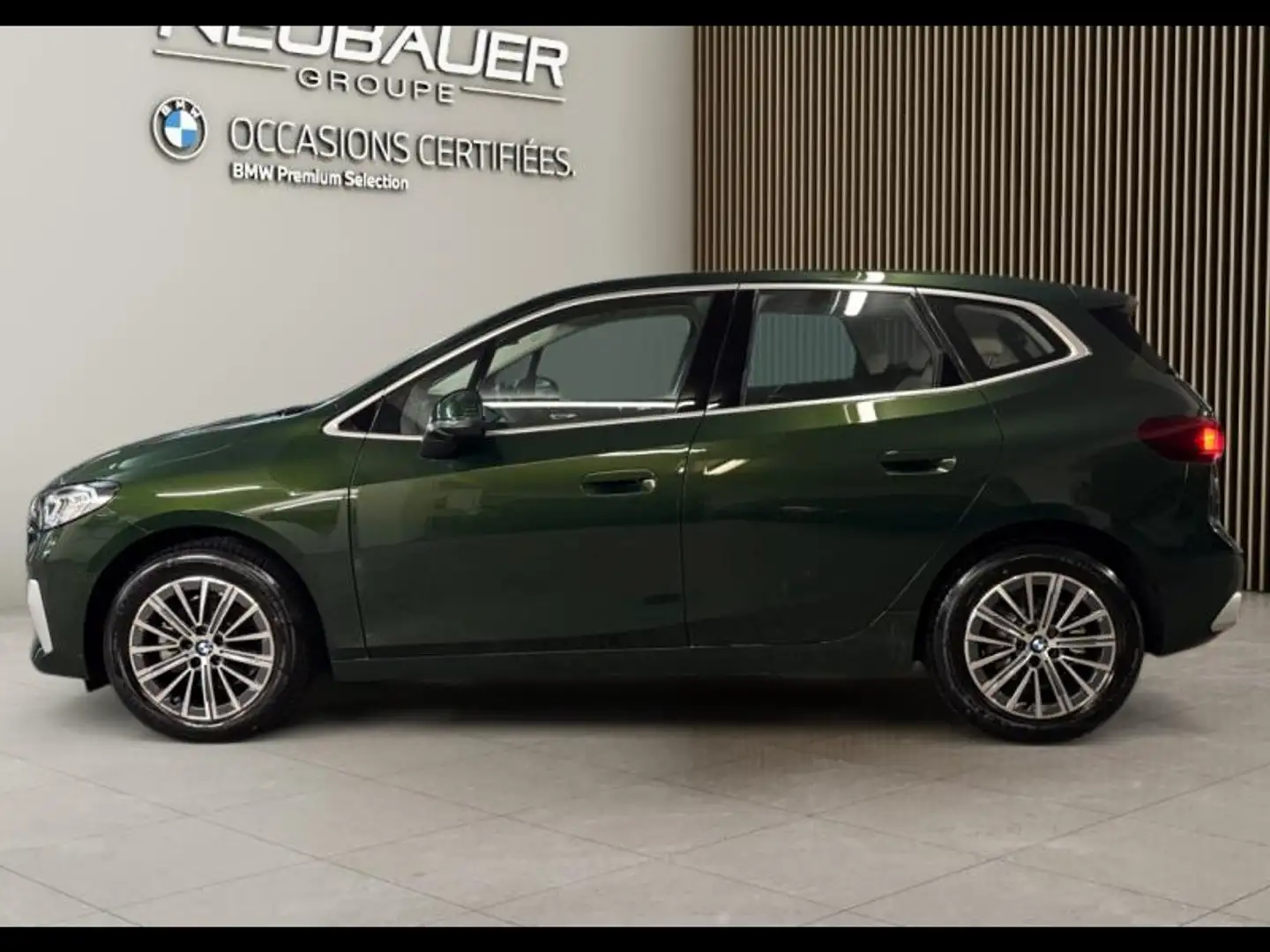 BMW 220 220i 170ch Luxury DKG7 Verde - 2