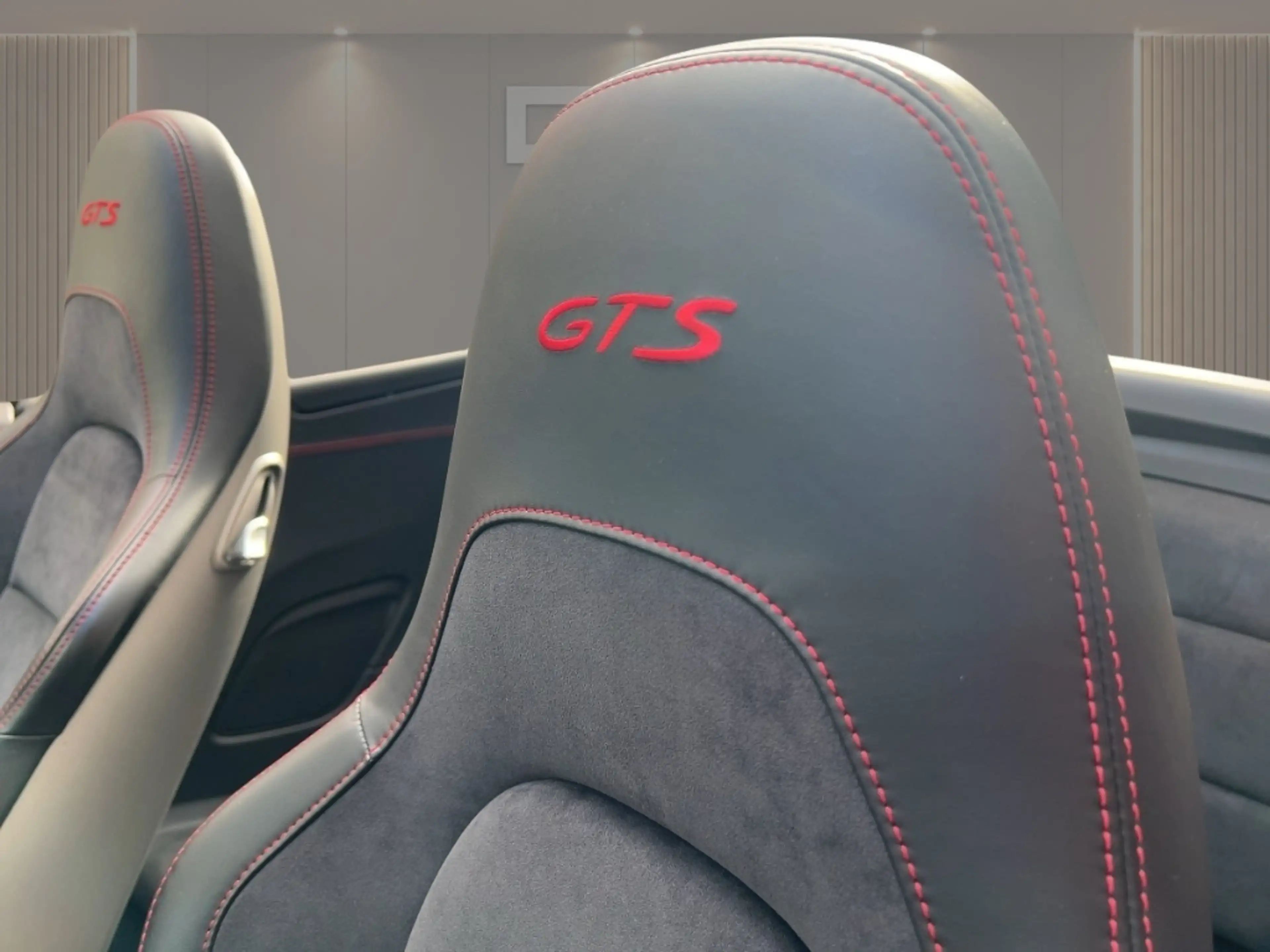 Porsche 991 .2 Carrera 4 GTS Cab/Chrono/Sportabg/GTS.Int. — photo 15