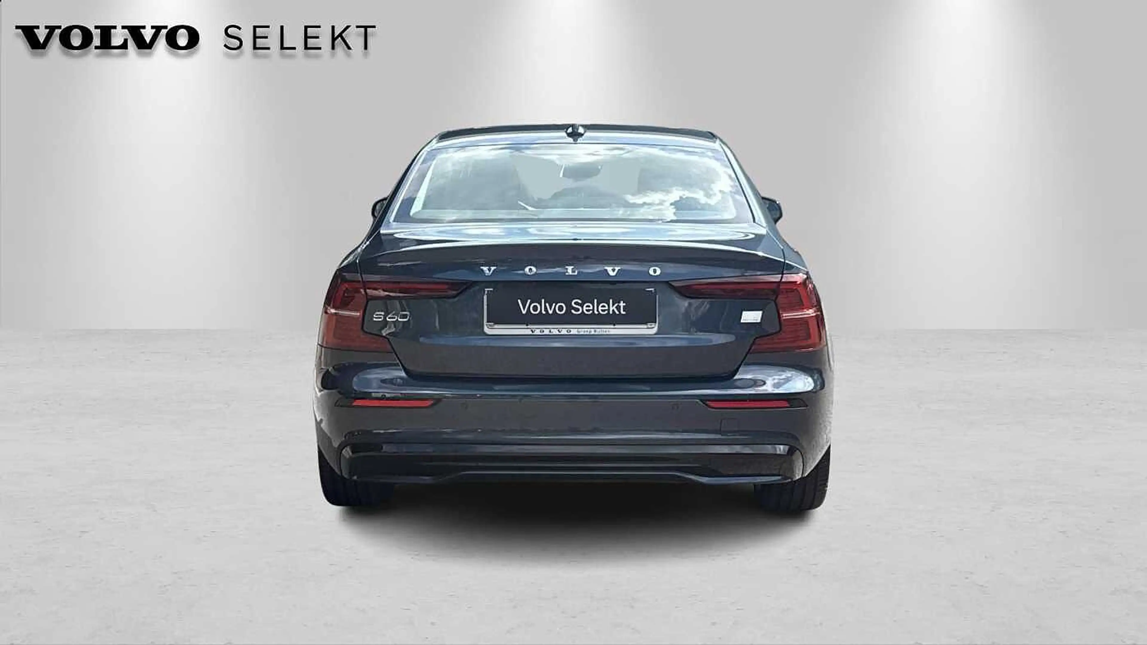 Volvo S60 T8 AWD Ultimate Dark — photo 4
