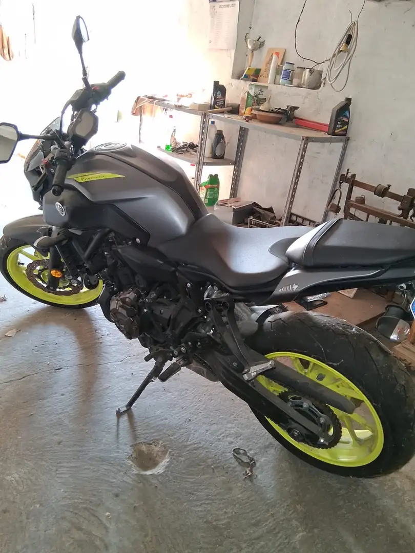 Yamaha MT-07 - 1