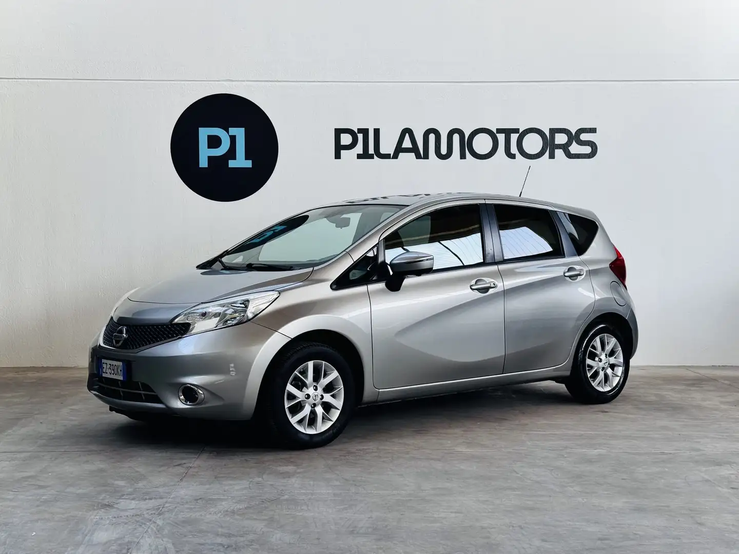 Nissan Note 1.2 12V Comfort Gris - 1