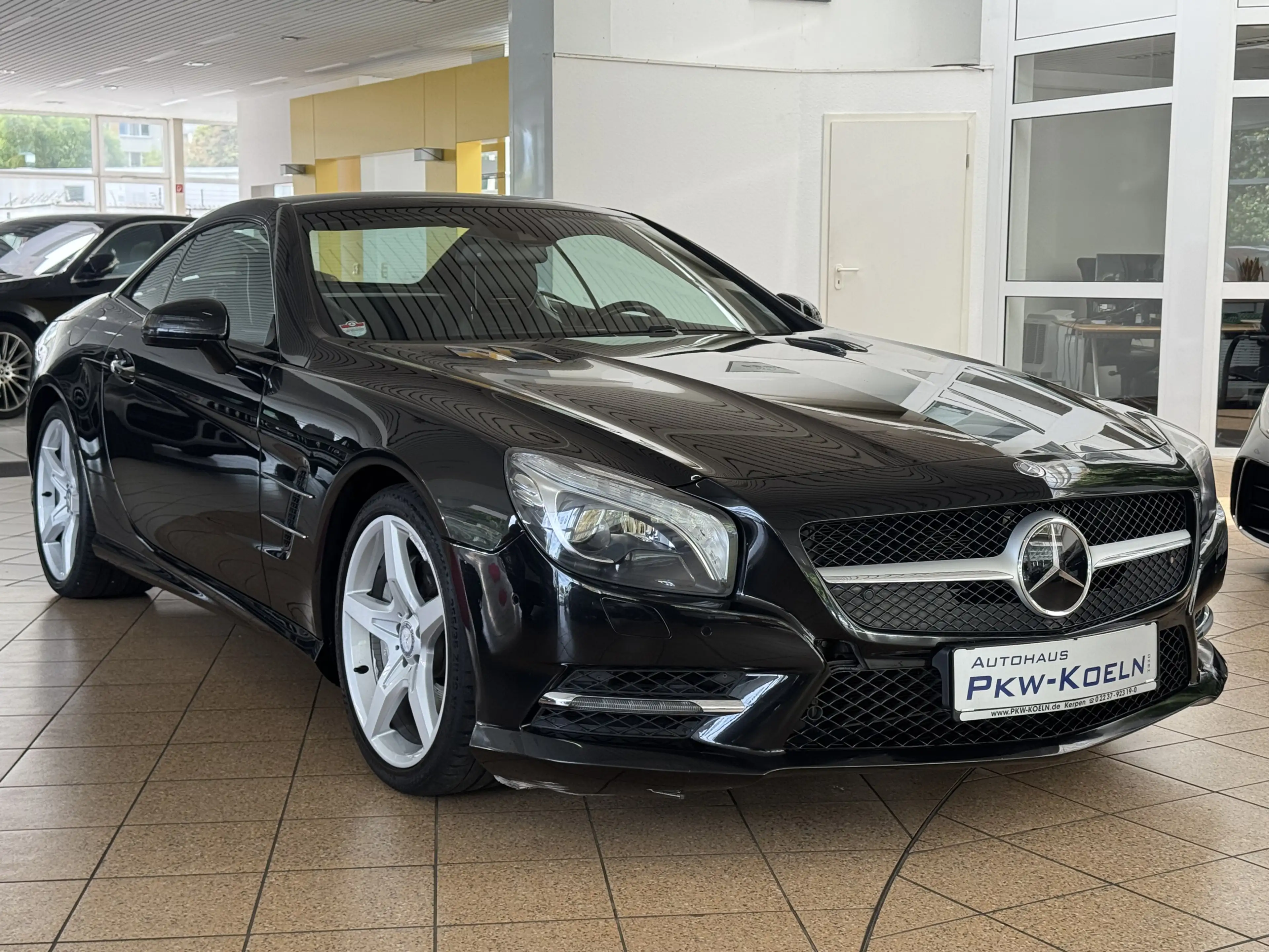 Mercedes-Benz SL 350 AMG-LiNE*PANO*Bi XENON*KEY GO*MEMORY*ToTW — photo 3