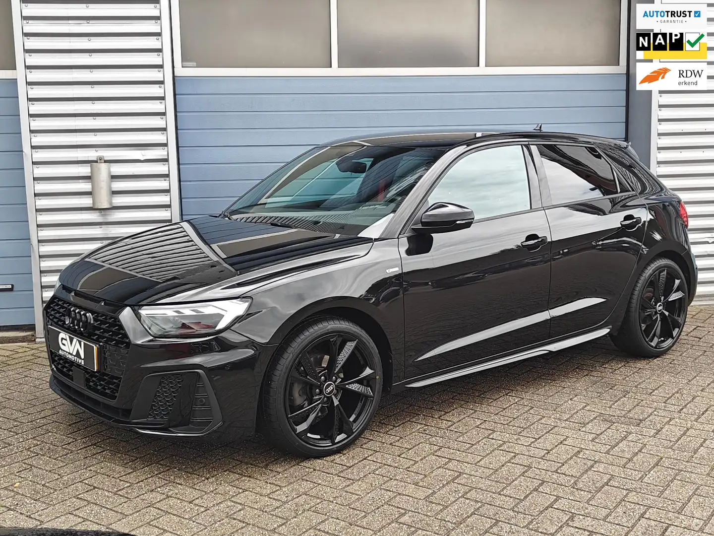 Audi A1 30 TFSI S edition | 2023 | RS6 velgen | Black on B Noir - 1