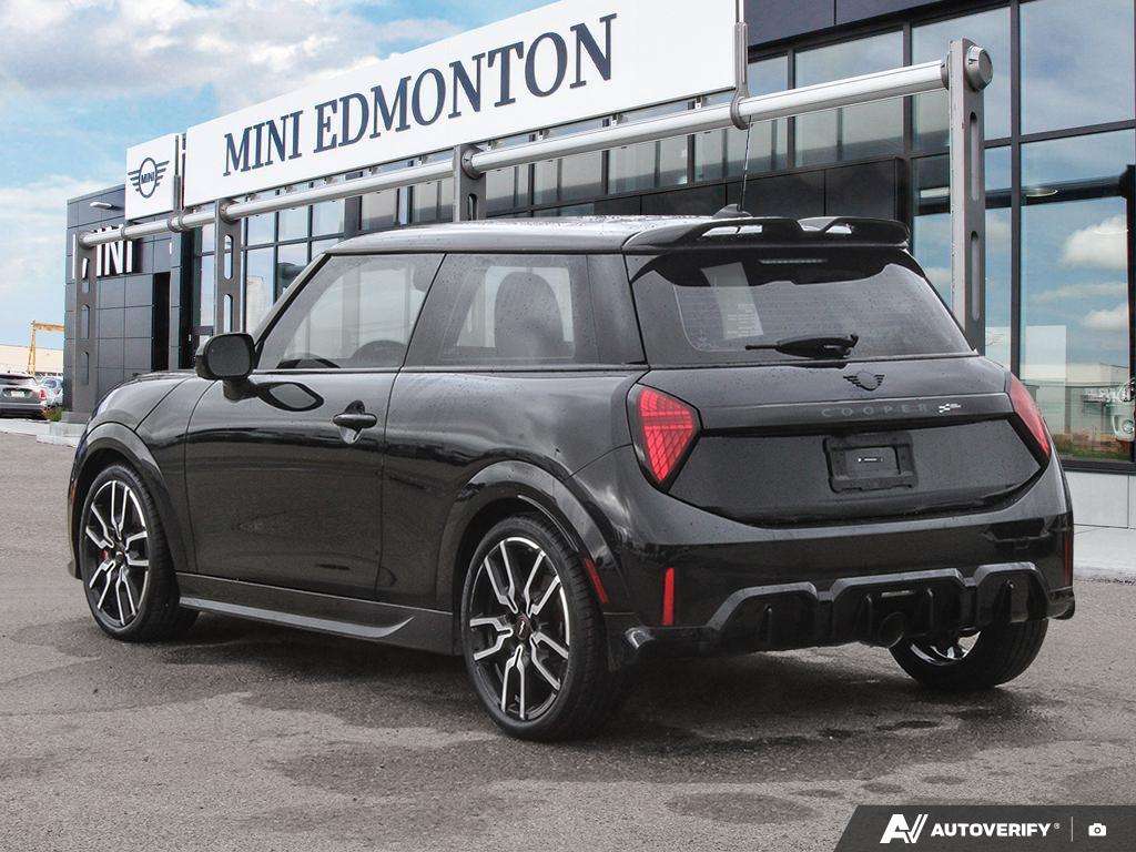 2025 MINI 3 Door