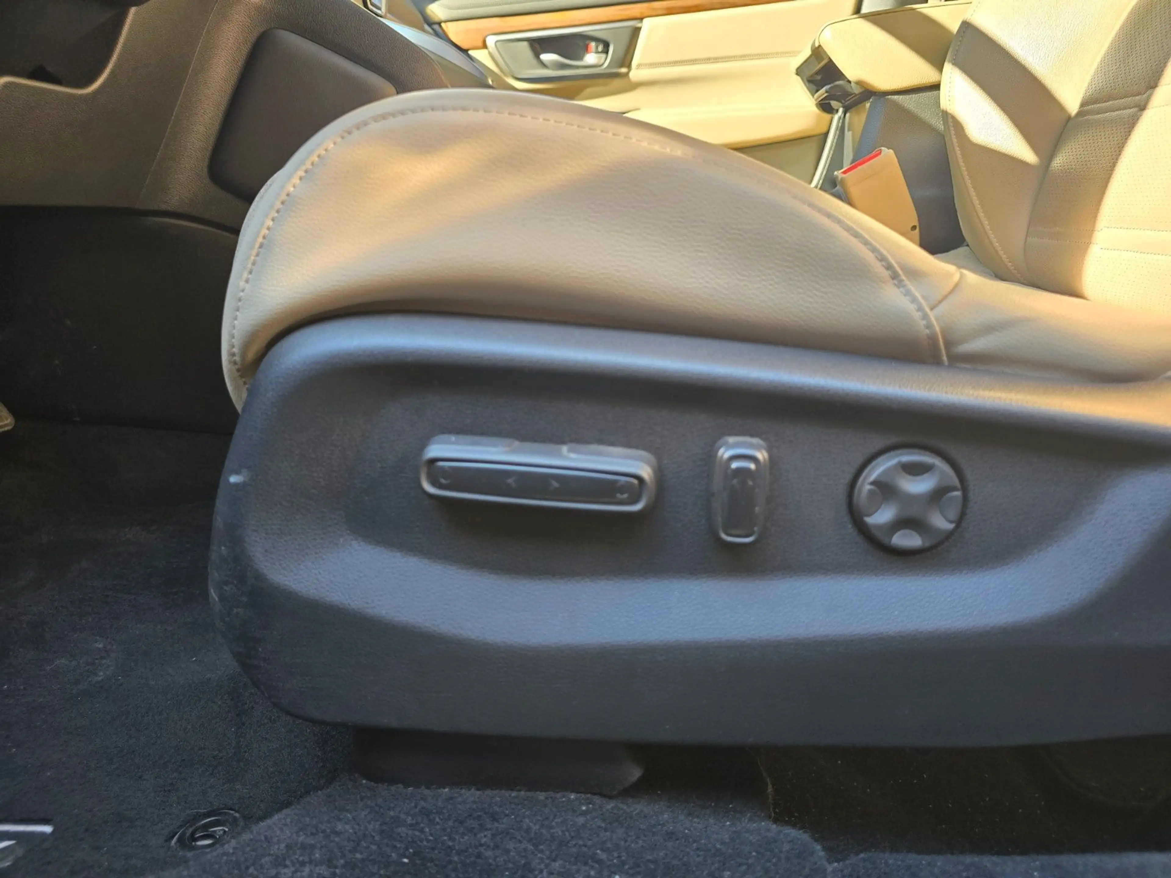 Honda CR-V 2.0 HYBRID 4WD Executive *ACC*AHK*RFK*LKAS* — photo 13