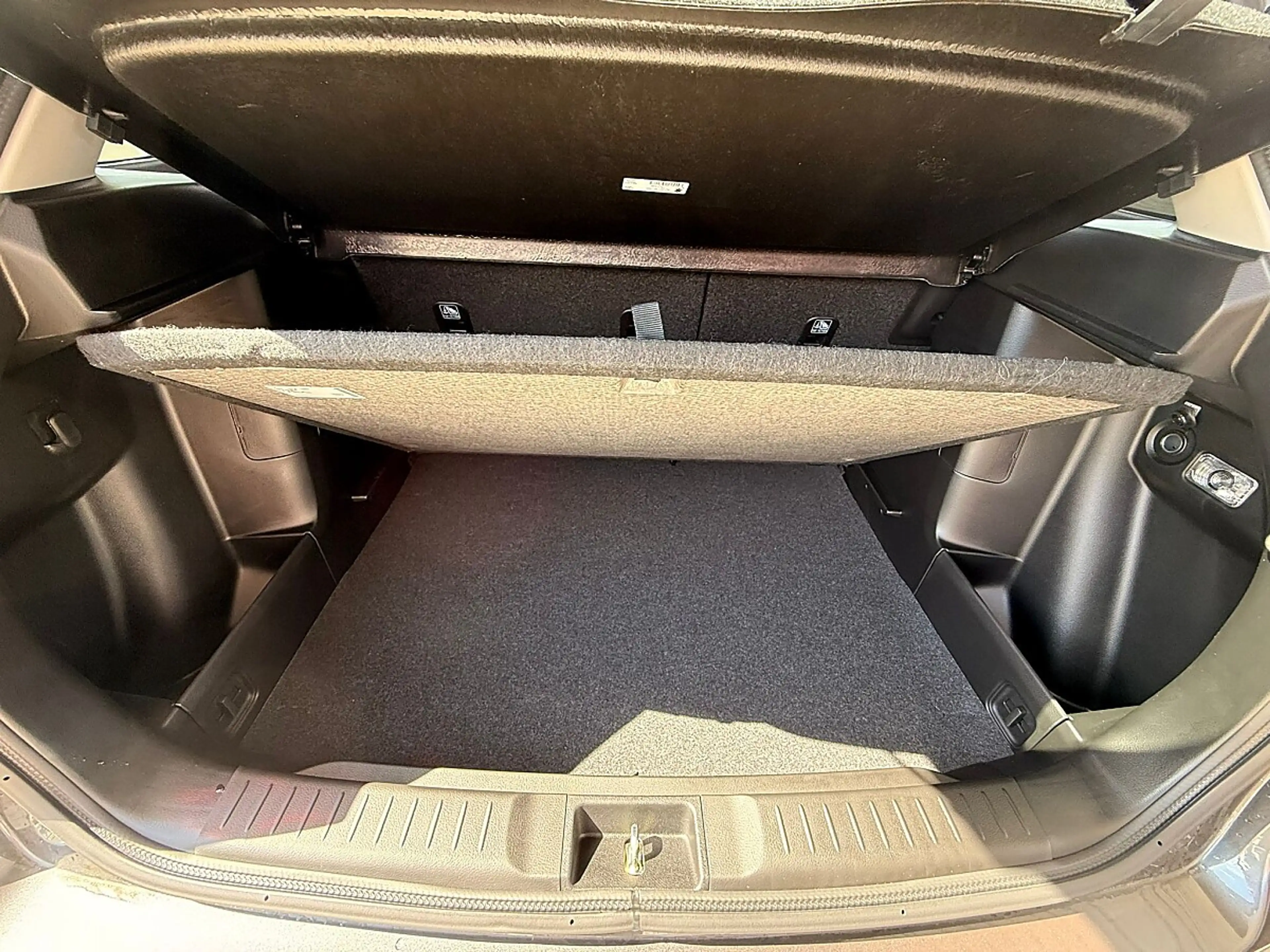 Suzuki Vitara 1,4 Hybrid ALLGRIP flash Aut. TAGESZULASSUNG — photo 9