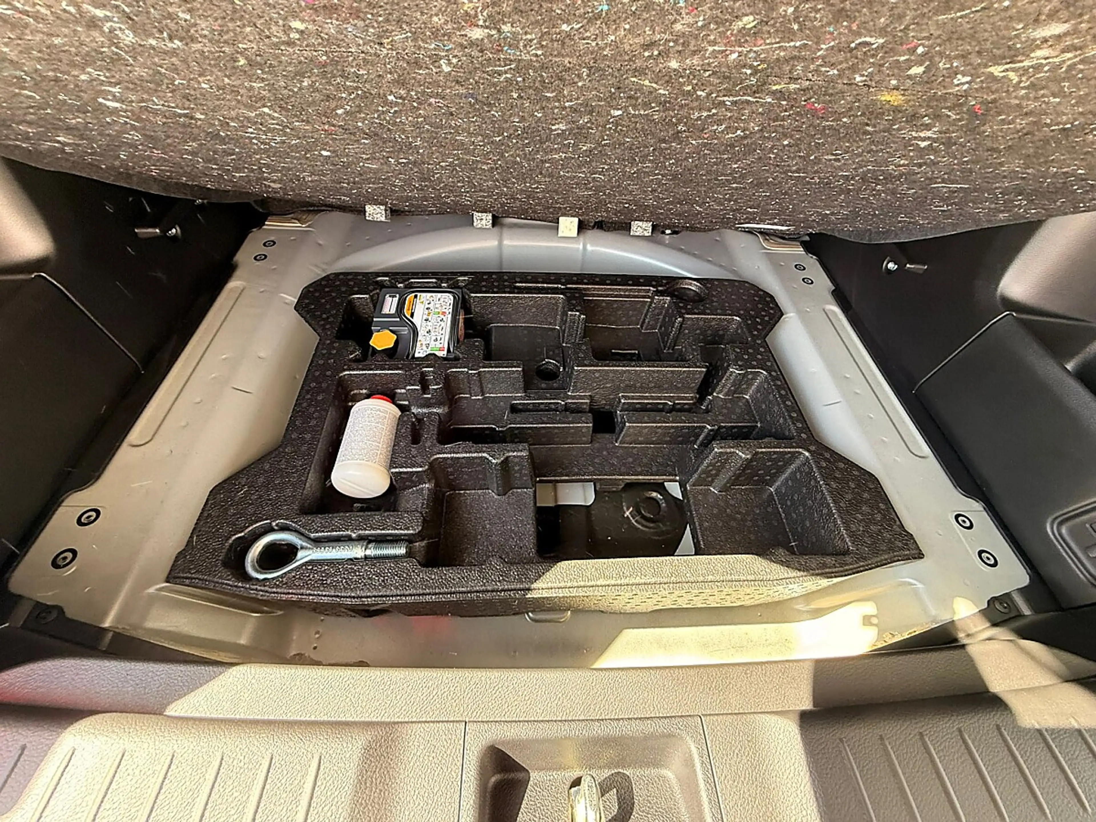 Suzuki Vitara 1,4 Hybrid ALLGRIP flash Aut. TAGESZULASSUNG — photo 10