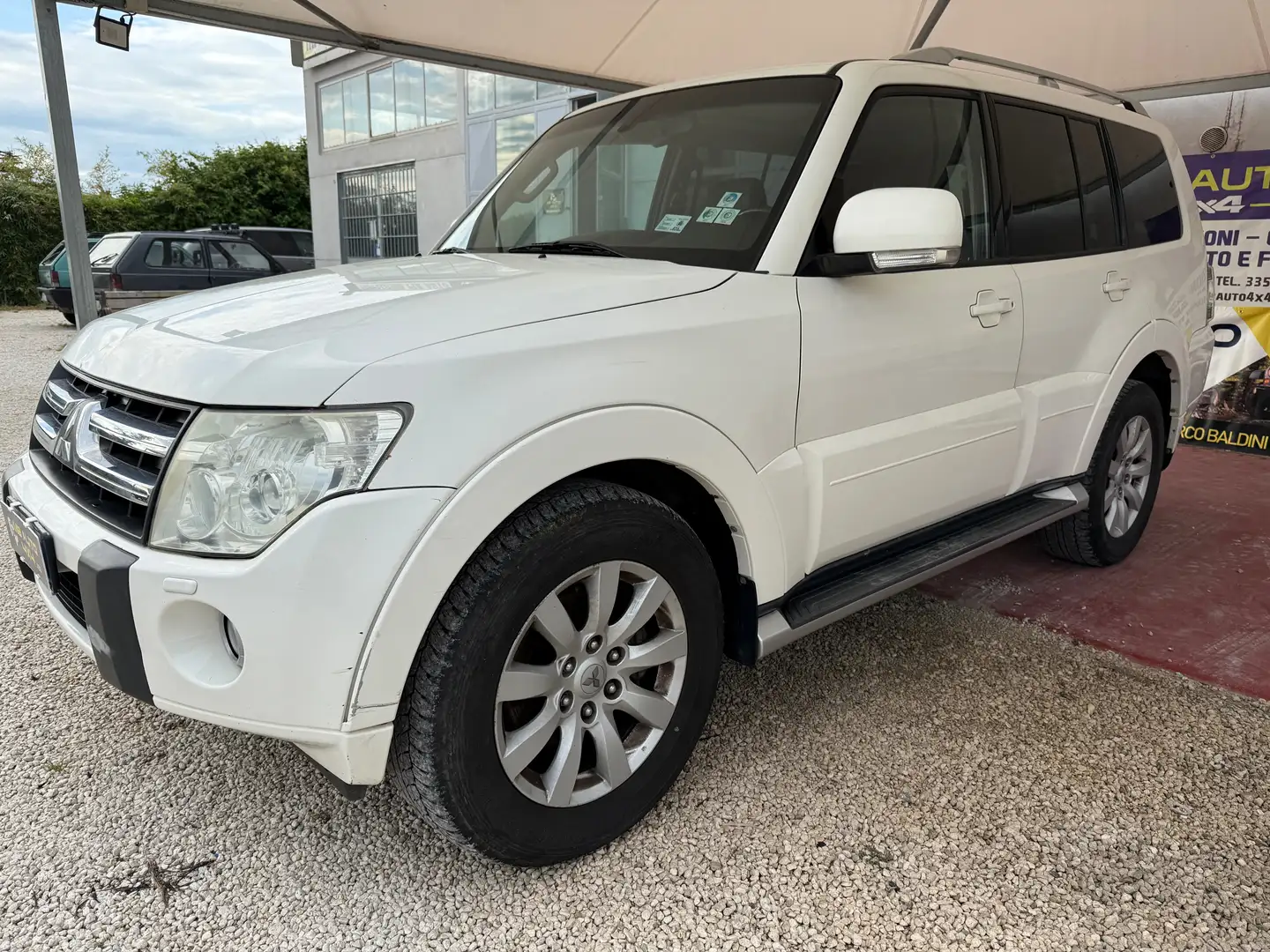 Mitsubishi Pajero Pajero 3.2 cr Instyle 200cv 5p auto Tetto Bílá - 1