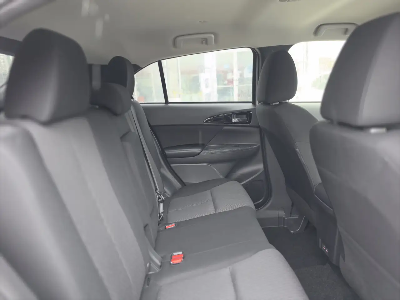 Mitsubishi Eclipse Cross photo Mitsubishi Eclipse Cross