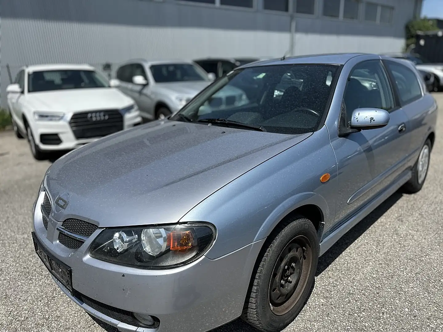 Nissan Almera 1,5 Klima Gris - 1