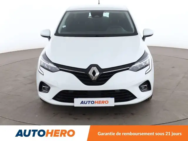 Renault Clio view 9