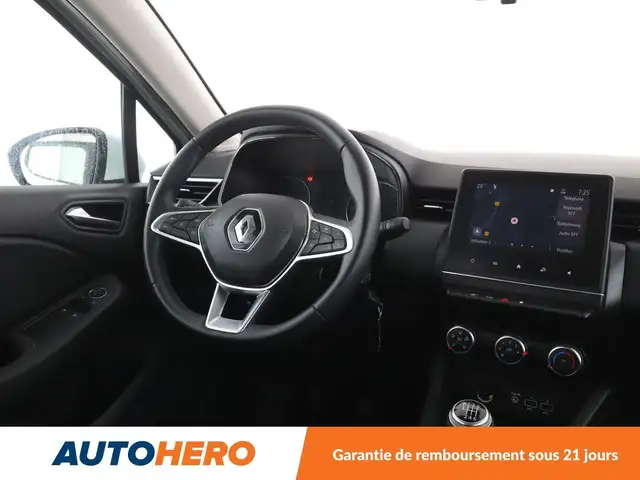 Renault Clio view 13