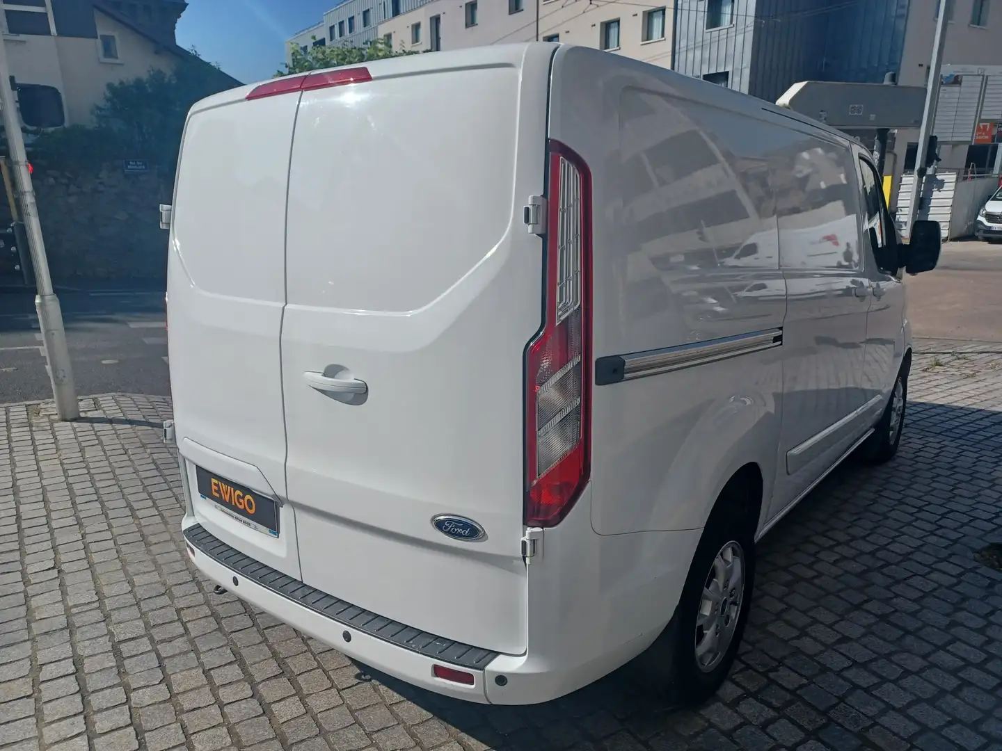 Ford FOURGON 270 2.2 TDCI 155 L1H1 LIMITED TVA RECUPERA - 2