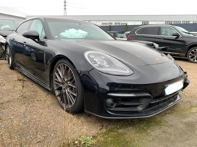Porsche Panamera Panamera Sport Turismo 4 E-Hybrid Platinium