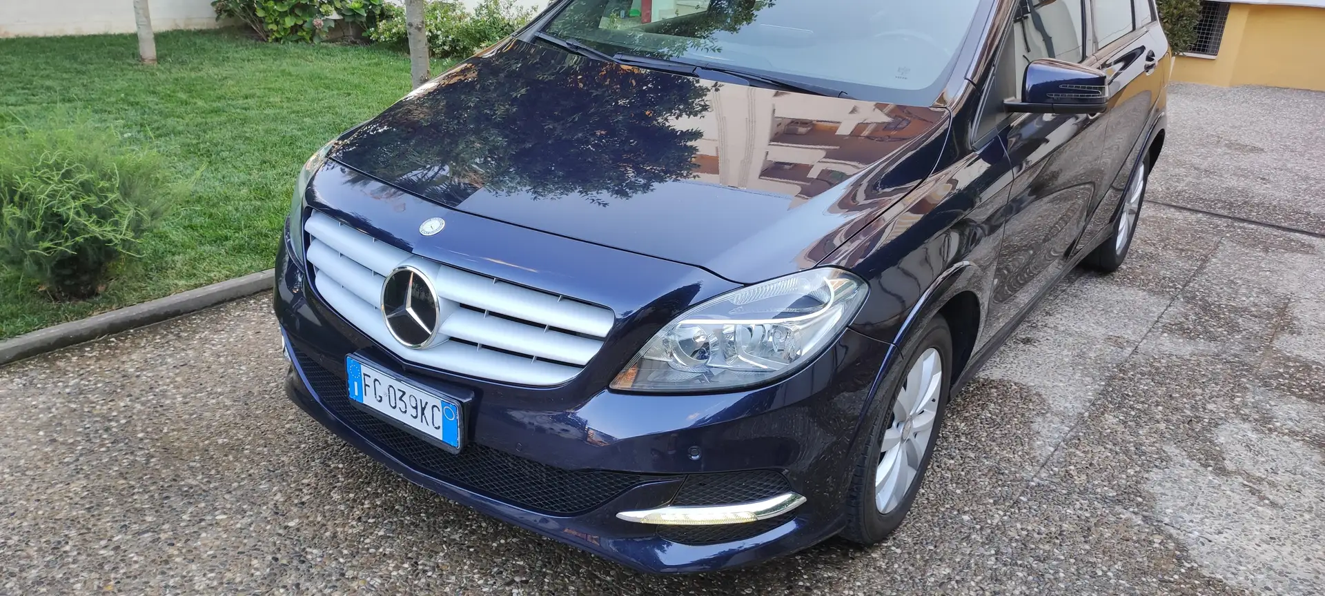 Mercedes-Benz B 200 Classe B - T242 c (ngd) Executive Blue - 1