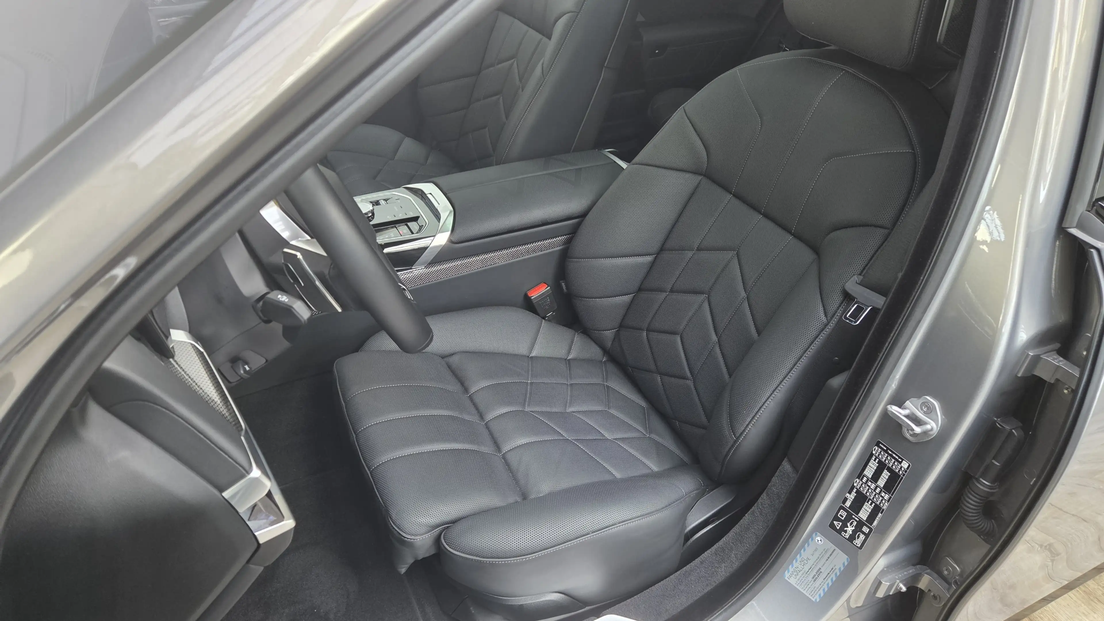 BMW 740 xDr. M SportPro Sitzlüft Massage B&W ACC SH — photo 14