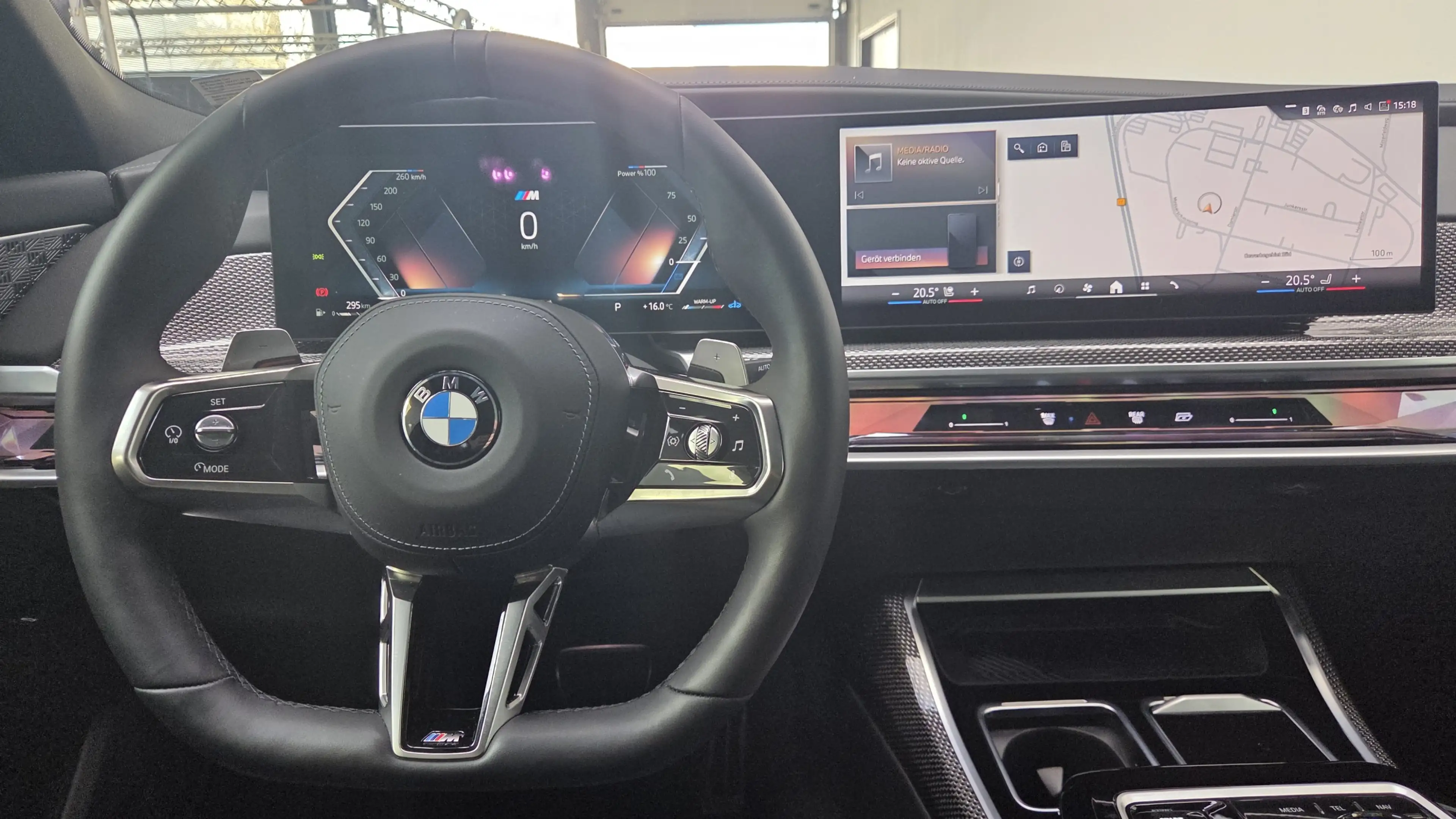 BMW 740 xDr. M SportPro Sitzlüft Massage B&W ACC SH — photo 9