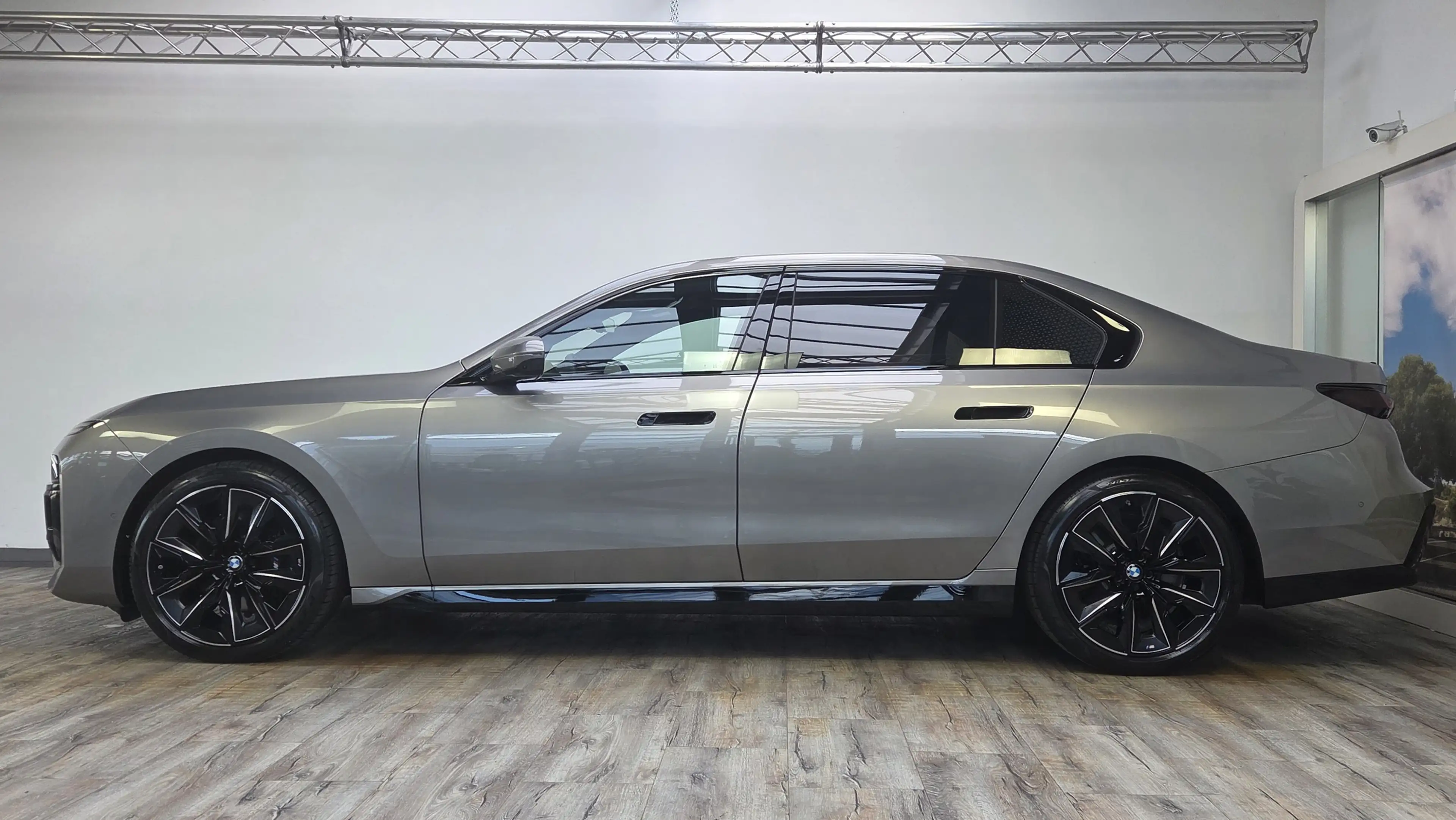 BMW 740 xDr. M SportPro Sitzlüft Massage B&W ACC SH — photo 3