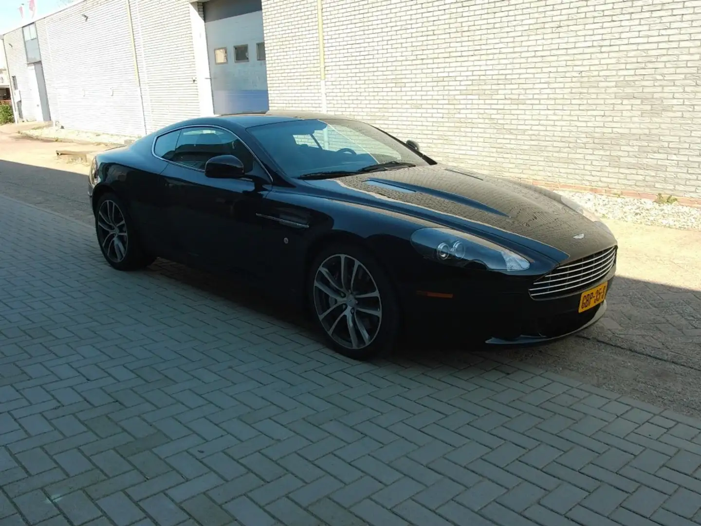 Aston Martin DB9 5.9-L V12 Touchtronic/Cruise control/470 PK/Obsidi Schwarz - 2