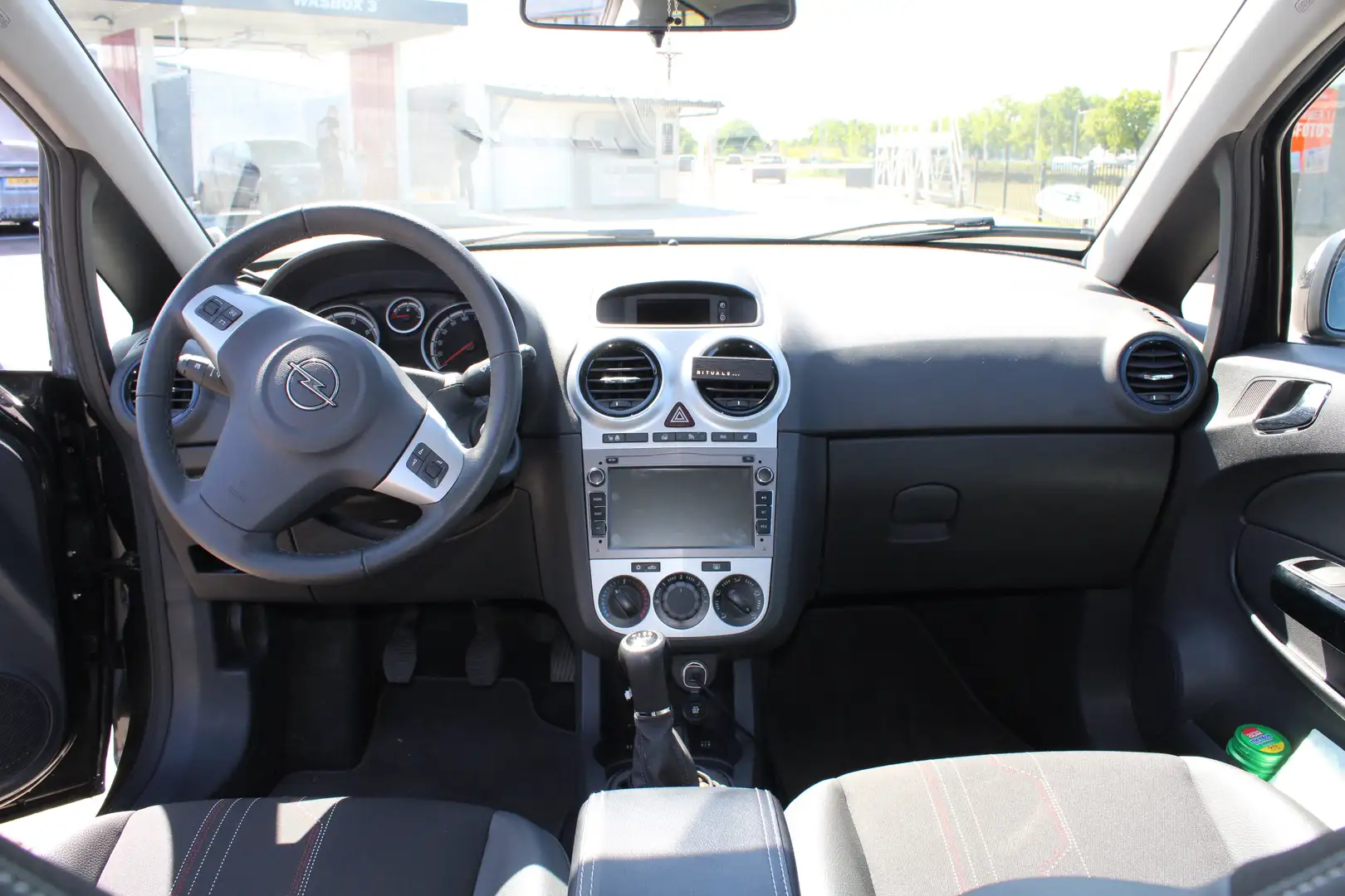 Opel Corsa Corsa 1.3 CDTi EF.S AnnEdition Zwart - 2