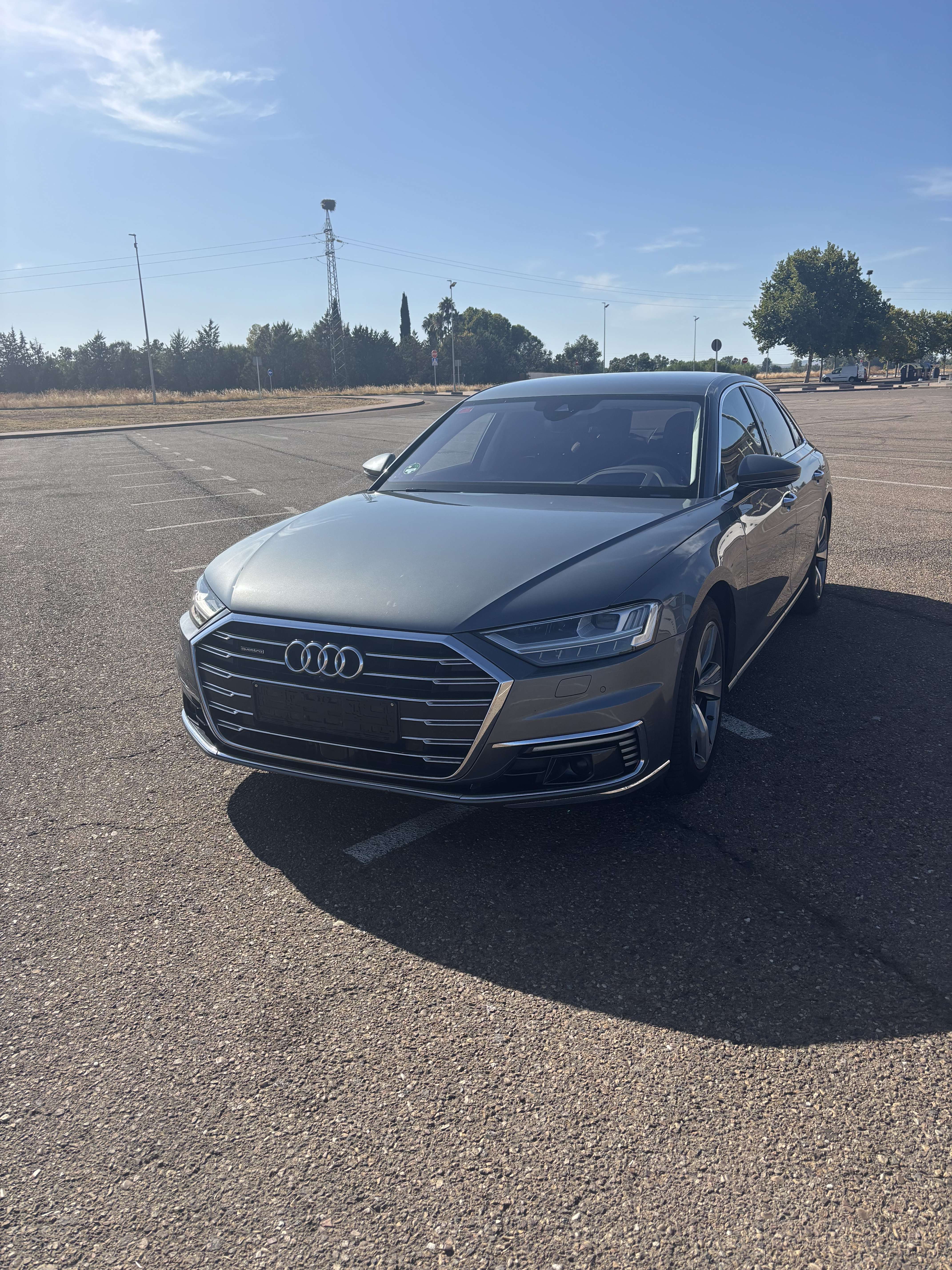 Audi A8 60 TFSIe quattro tiptronic 330kW - foto 1