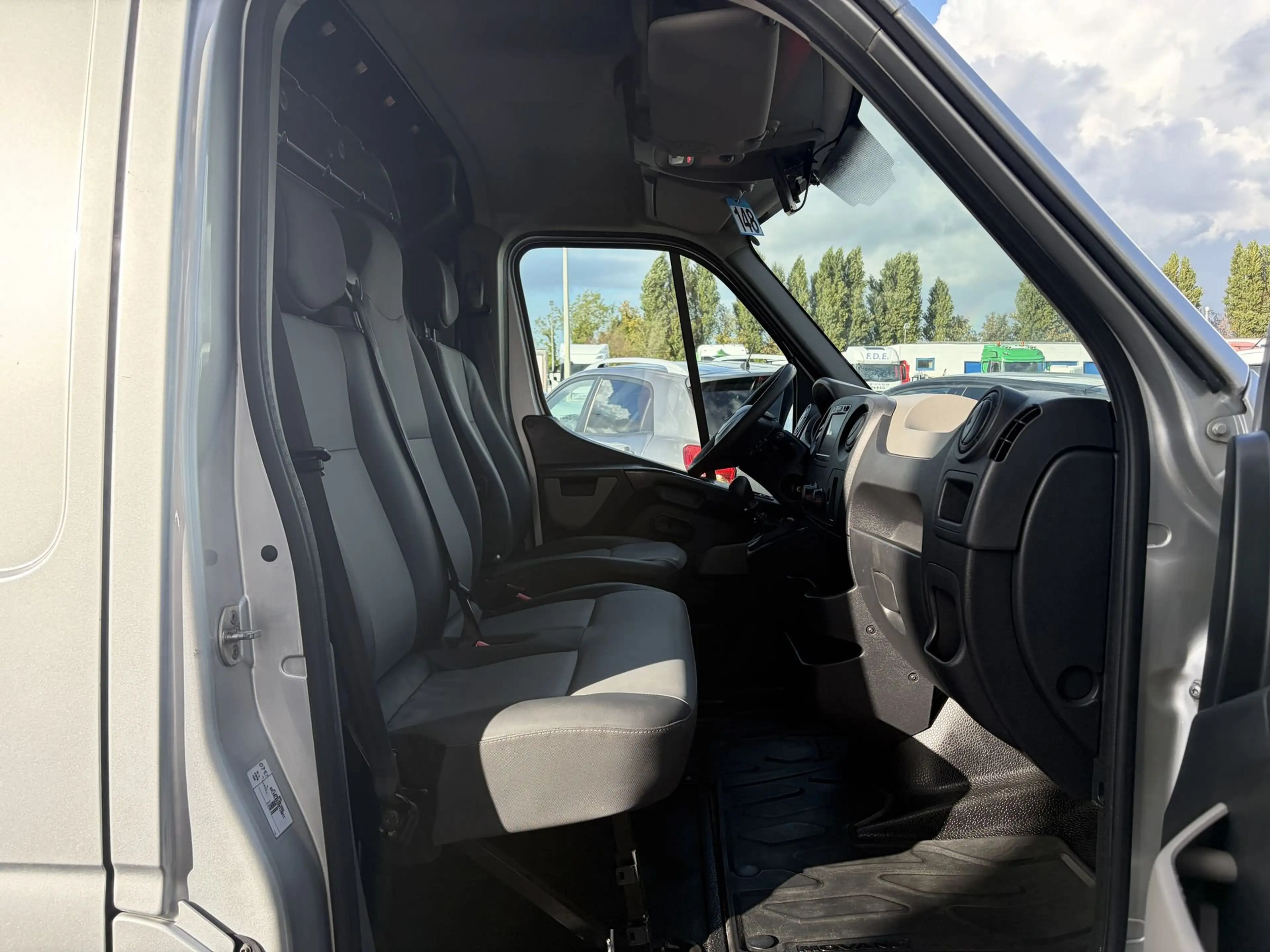 Opel Movano Lengte 3 / Camera / BTW Aftrekbaar / Airco / Cruisecontrol / Imperiaal / Trekhaak — photo 14