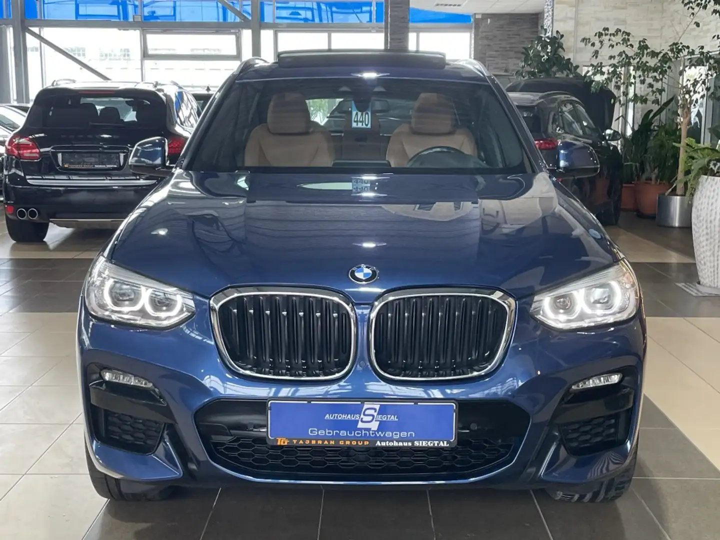 BMW X3 xDrive 30 e M Sport Aero. Pano. LED HUD Leder Blau - 2