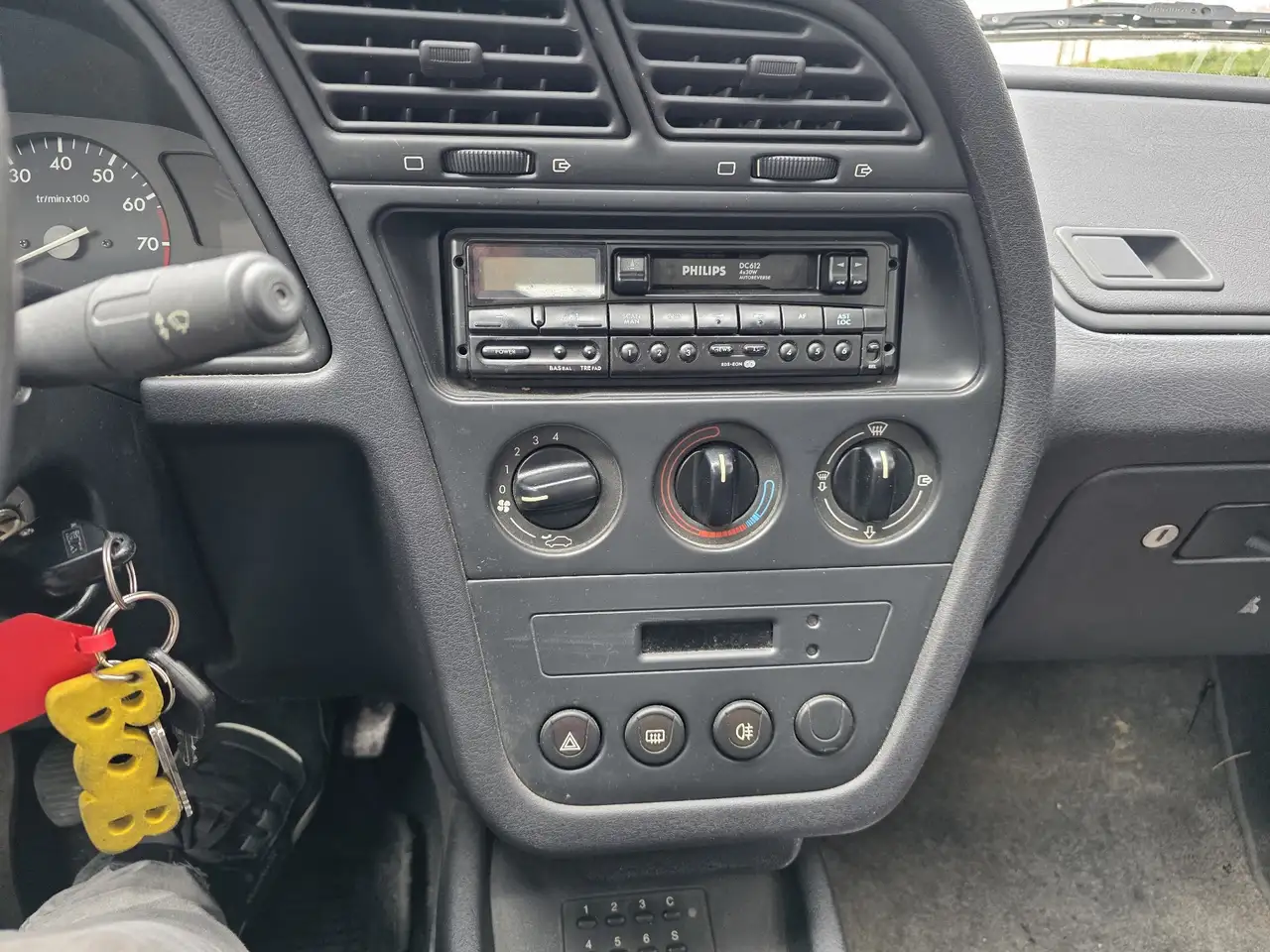 Peugeot 306 Privilege prête à immatriculé oldtimer, foto 12