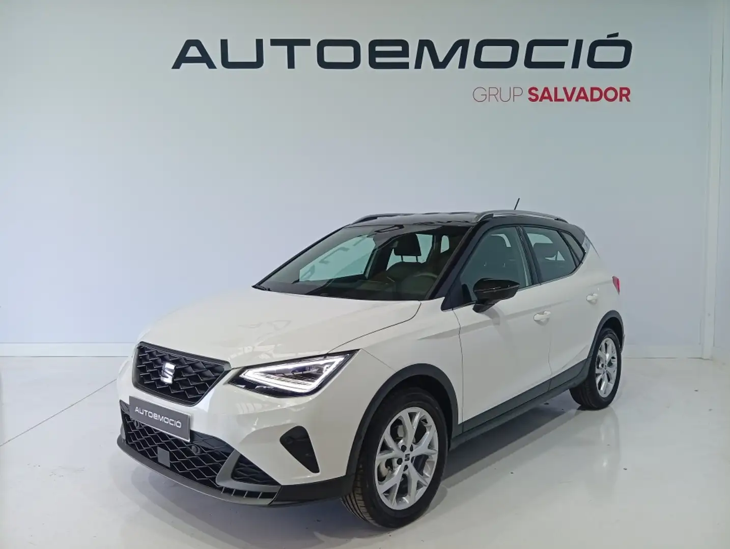 SEAT Arona 1.0 TSI S&S FR DSG7 XM 115 Blanco - 1