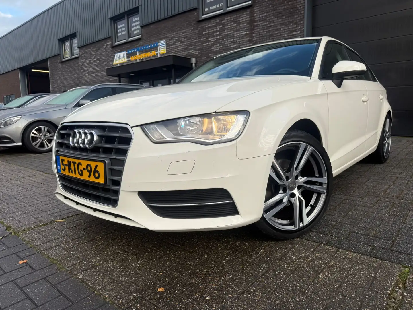 Audi A3 Sportback 1.4 TFSI Attraction Pro Line | NIEUWE AP Blanc - 1