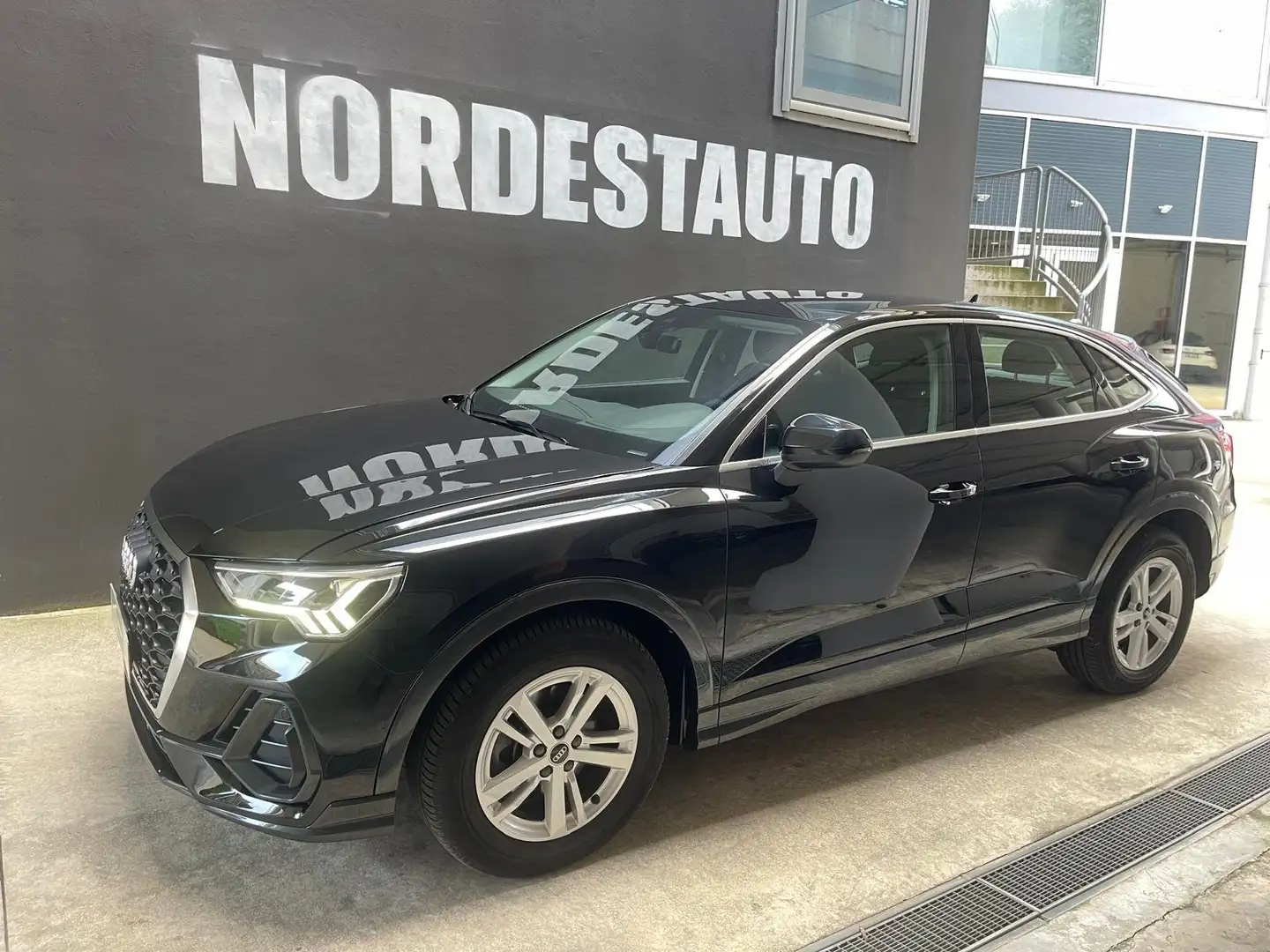 Audi Q3 Sportback 35TDI Business Plus S-Tronic NAZIONALE Nero - 1