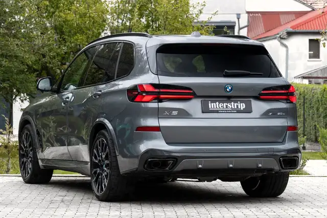 BMW X5 view 6