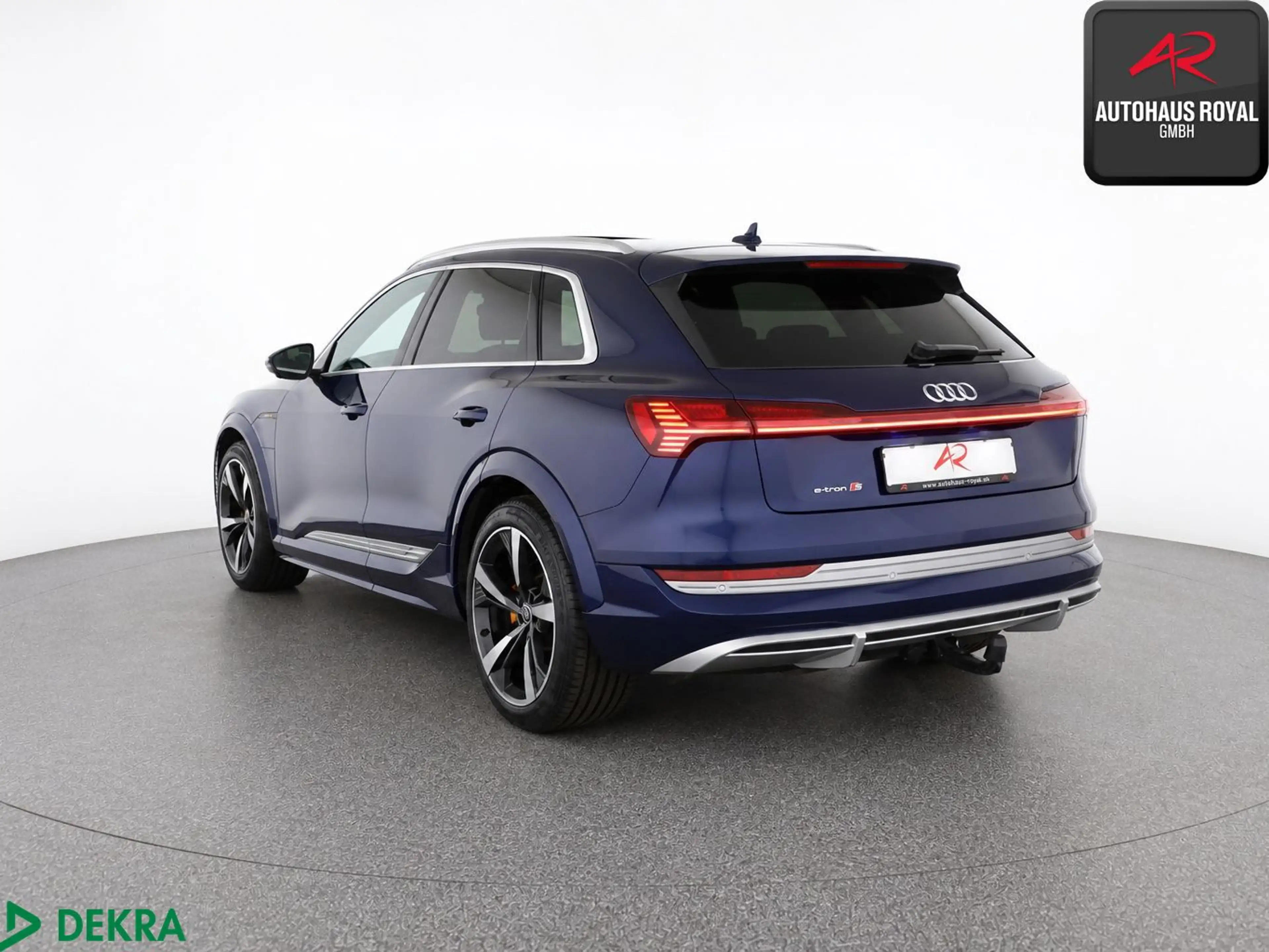Audi e-tron S qu BANG+O,SOFTCLOSE,HEADUP,360°,MASSAGE — photo 3