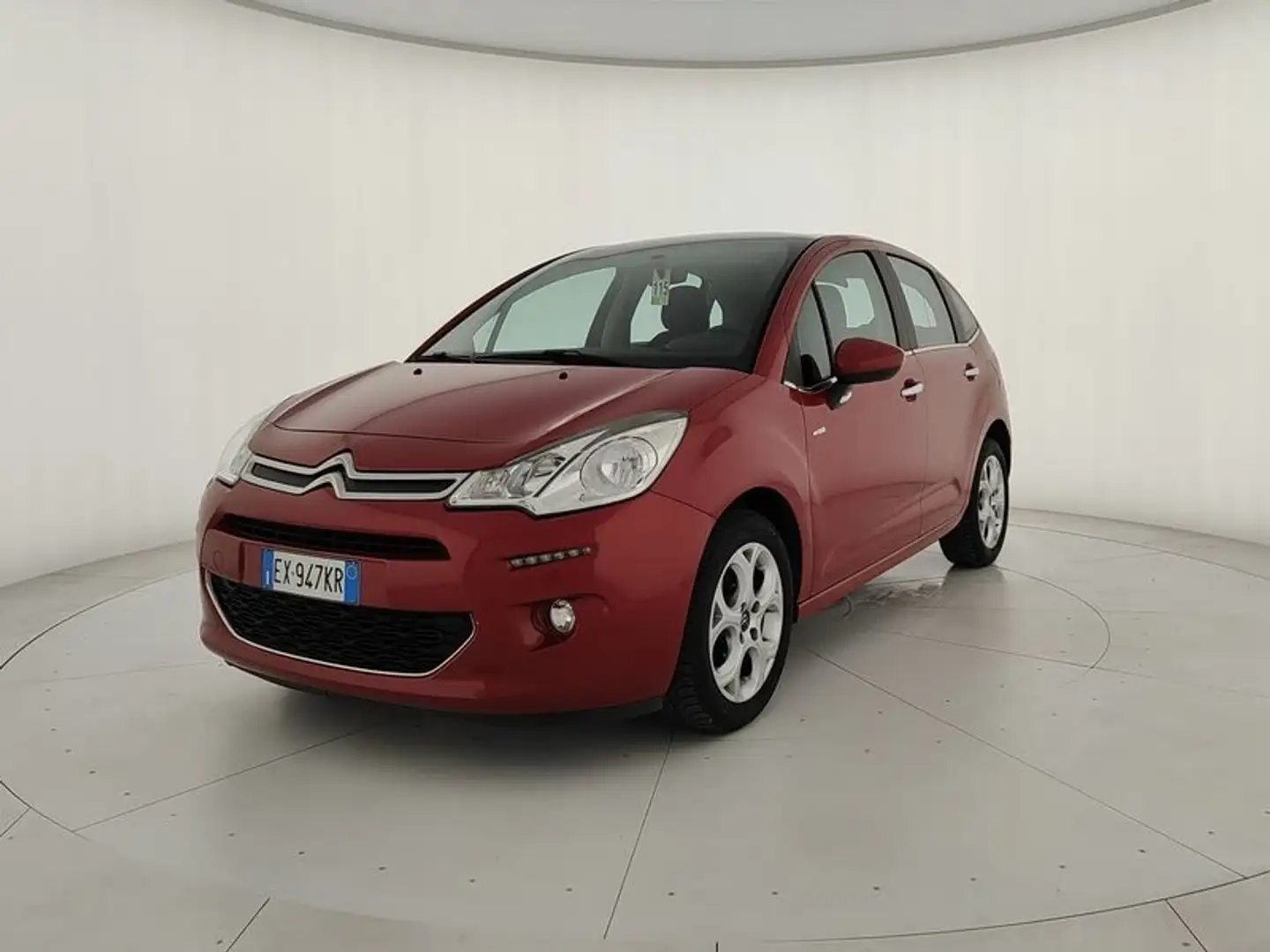 Citroen C3 1.2 PureTech Exclusive Rot - 1