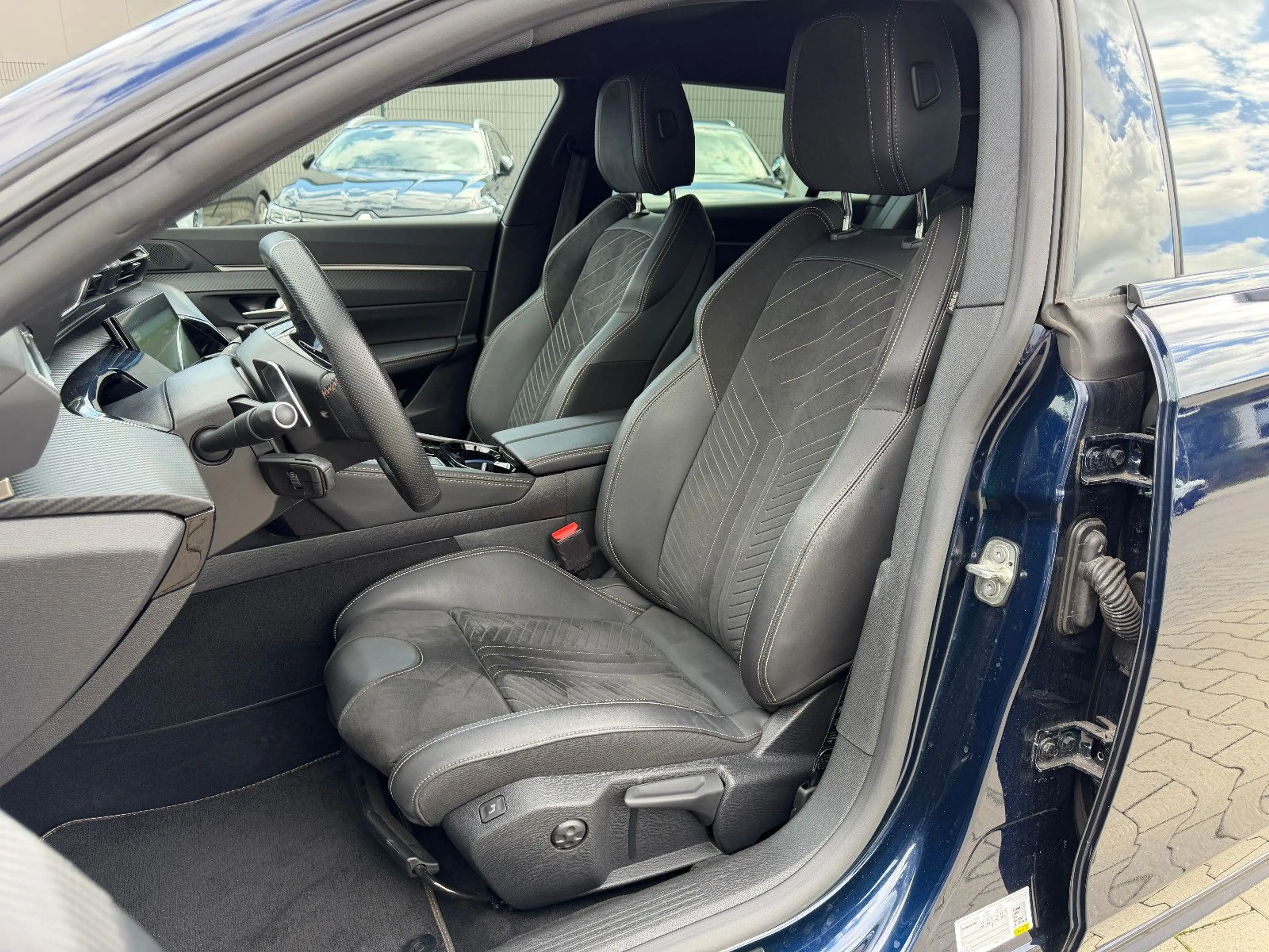 Peugeot 508 SW GT Aut. LED Assi. Kamera Ledersitze 1. Ha — photo 15