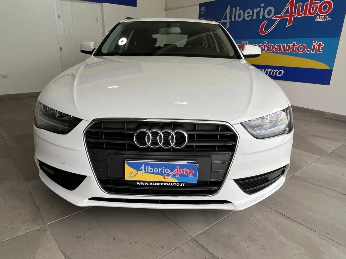 Audi A4 Avant 2.0 TDI 120 CV Advanced Bianco - 2