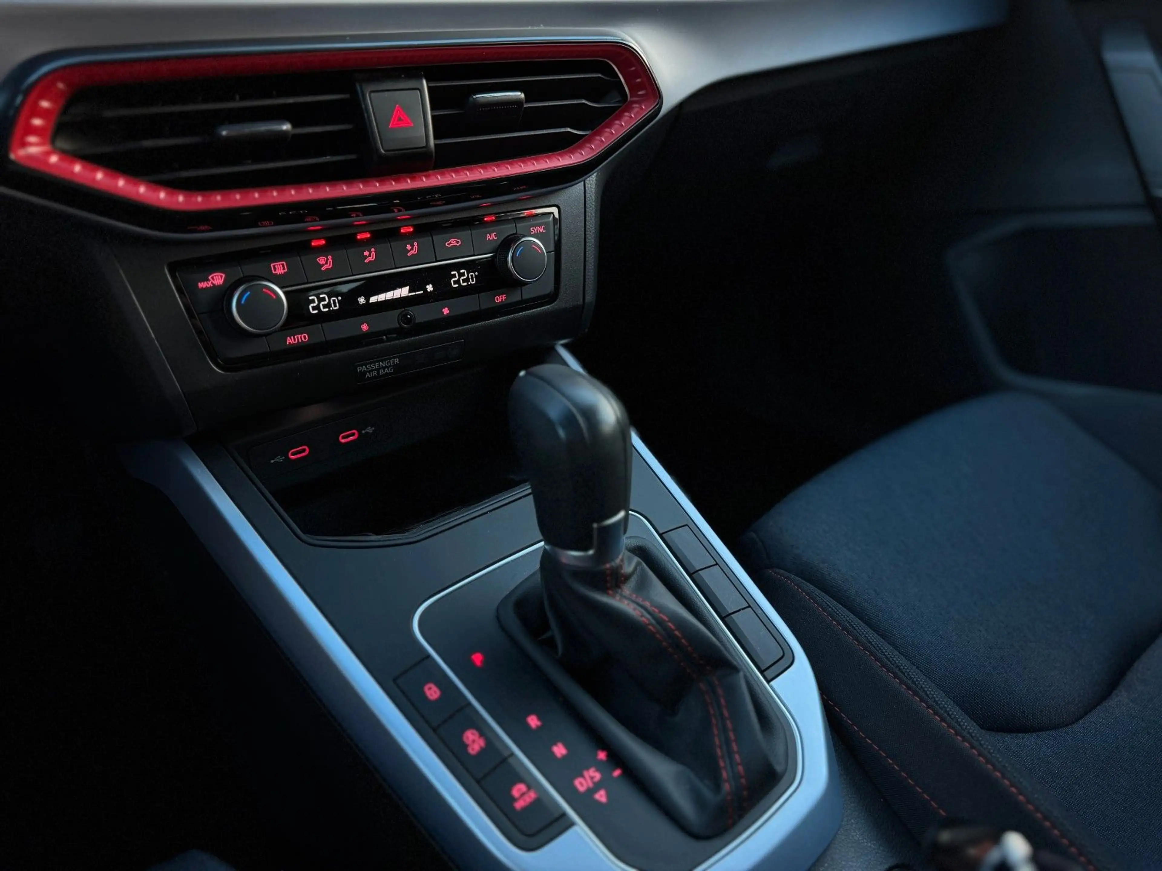 SEAT Arona FR - Inkl. Doppel Garantie — photo 11