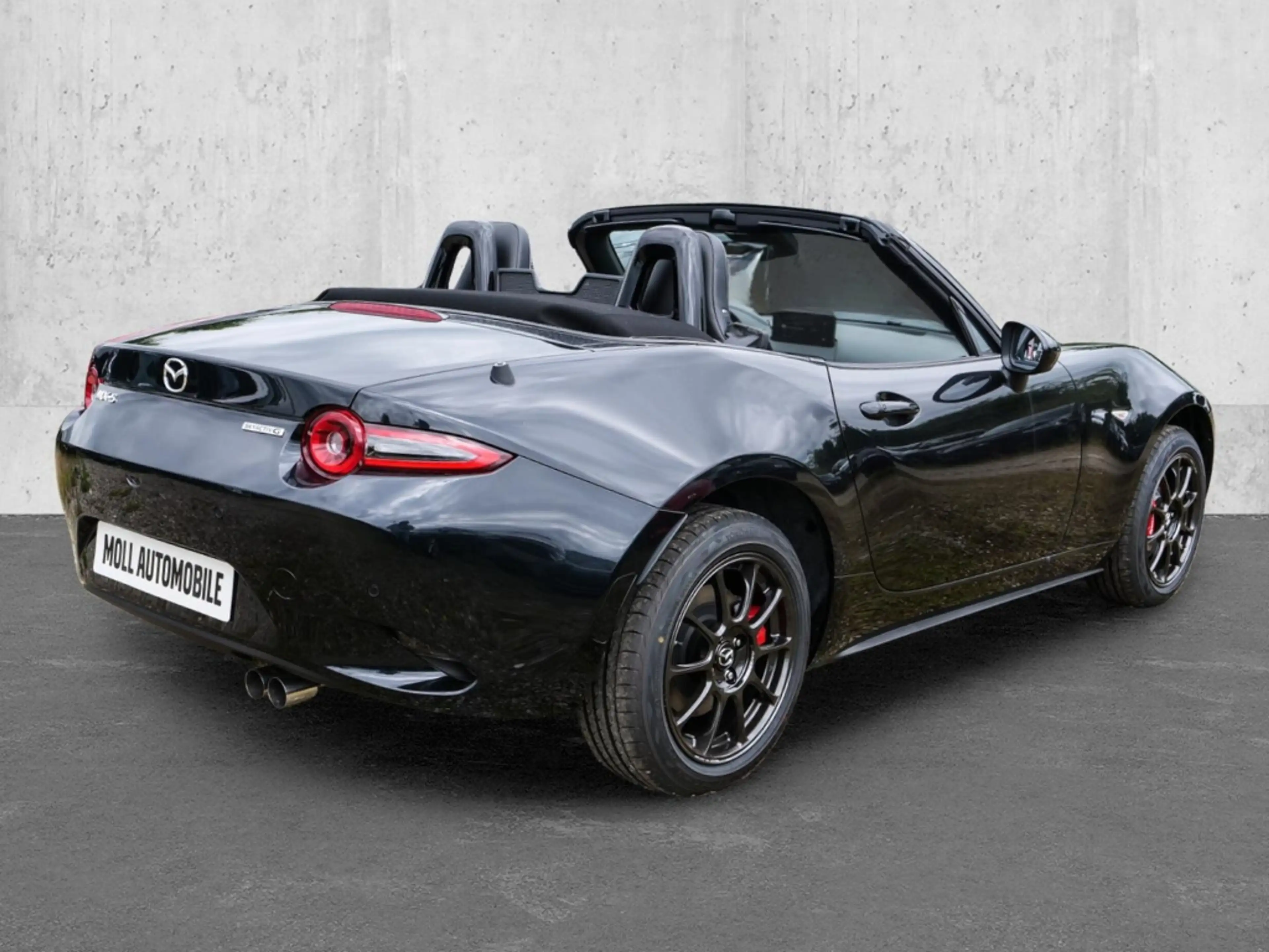 Mazda MX-5 1.5L SKYACTIV-G 132 6MT RWD Homura EU6e — photo 2